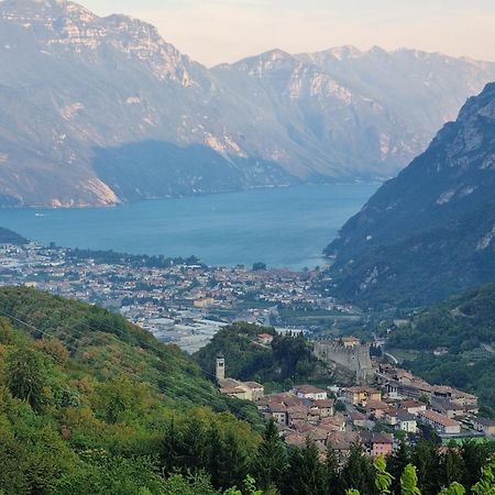 Appartamento Laura Riva del Garda Exterior foto